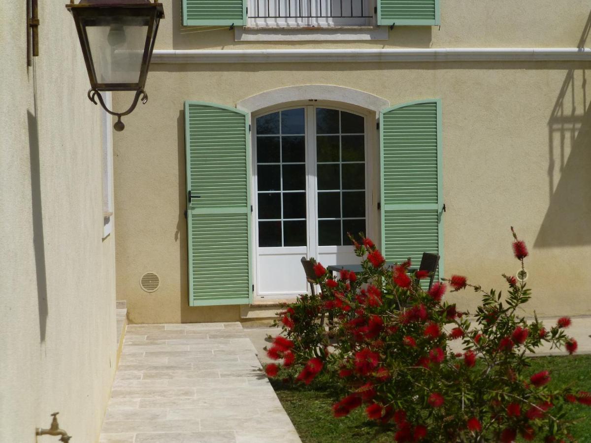 Chambre D'Hotes "La Bastide Des Eucalyptus" Antibes Exterior photo